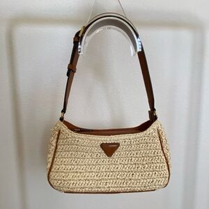 Guess Little Bay Straw/Raffia Shoulder Bag